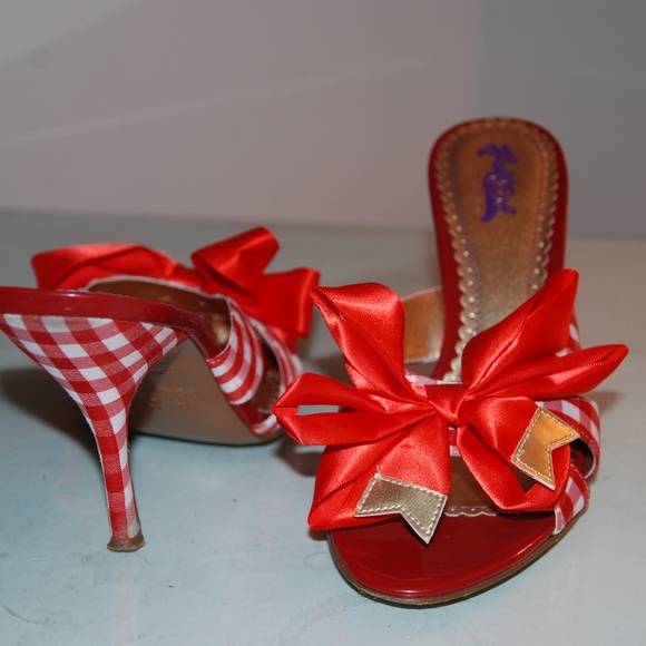 HALE BOB Red check print PEEP TOE MULE sandal - Picture 2 of 3